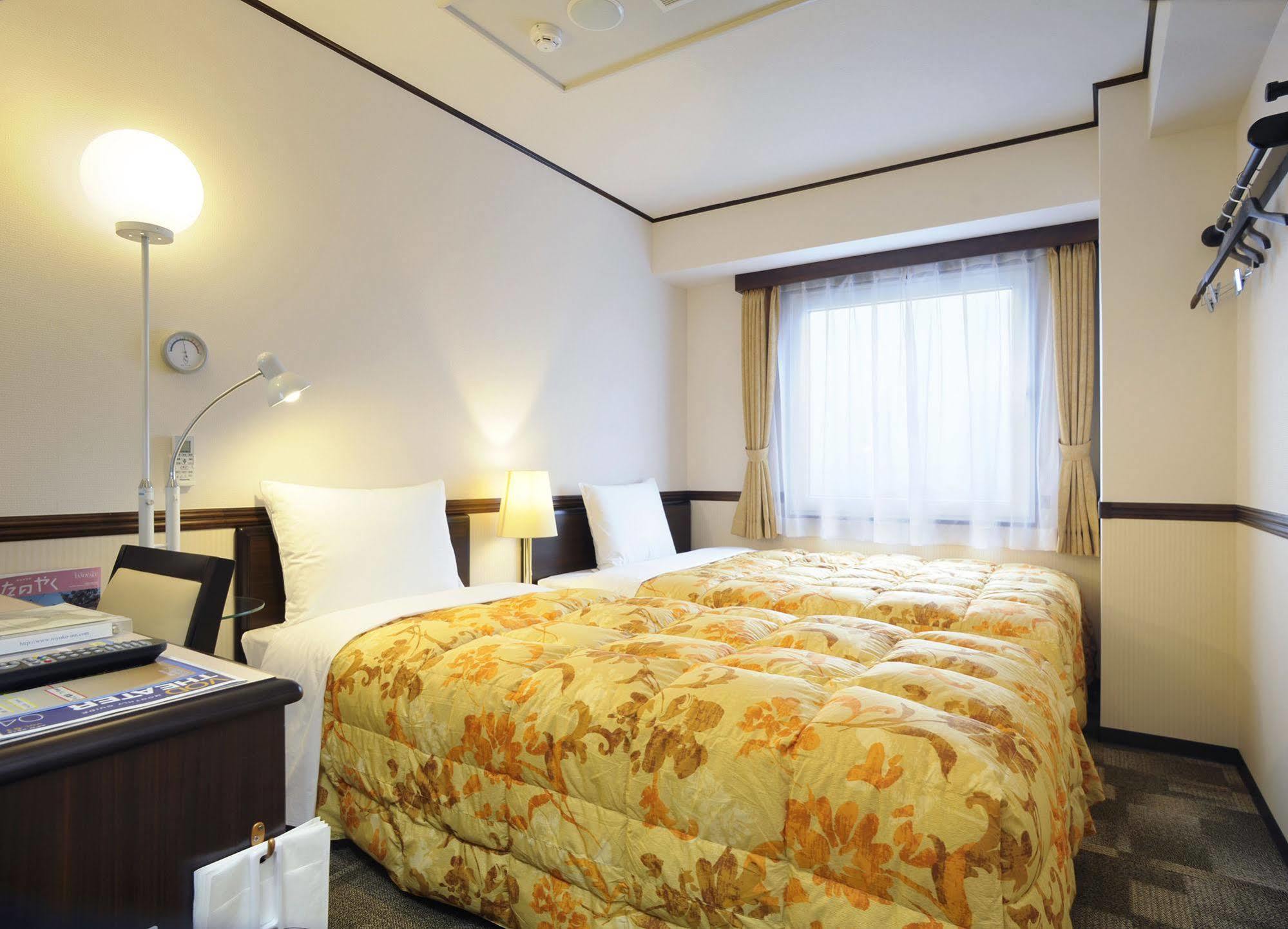 Toyoko Inn Kagoshima Temmonkan No 1 Exterior foto